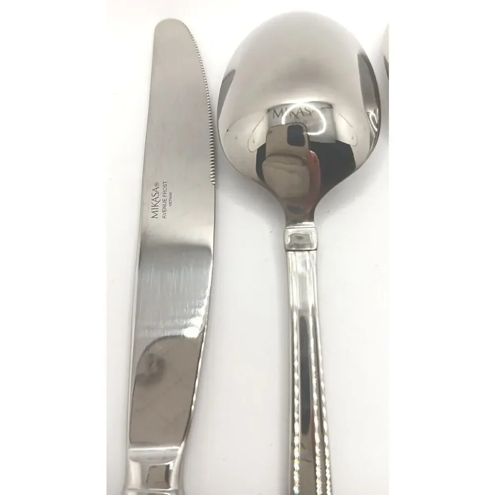 Mikasa Avenue Frost 45 Piece Set serves 9 persons Stainless Vietnam Flatware NOS